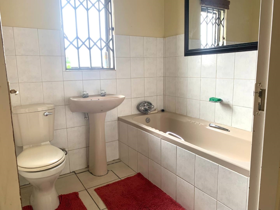 3 Bedroom Property for Sale in Mandela View Free State